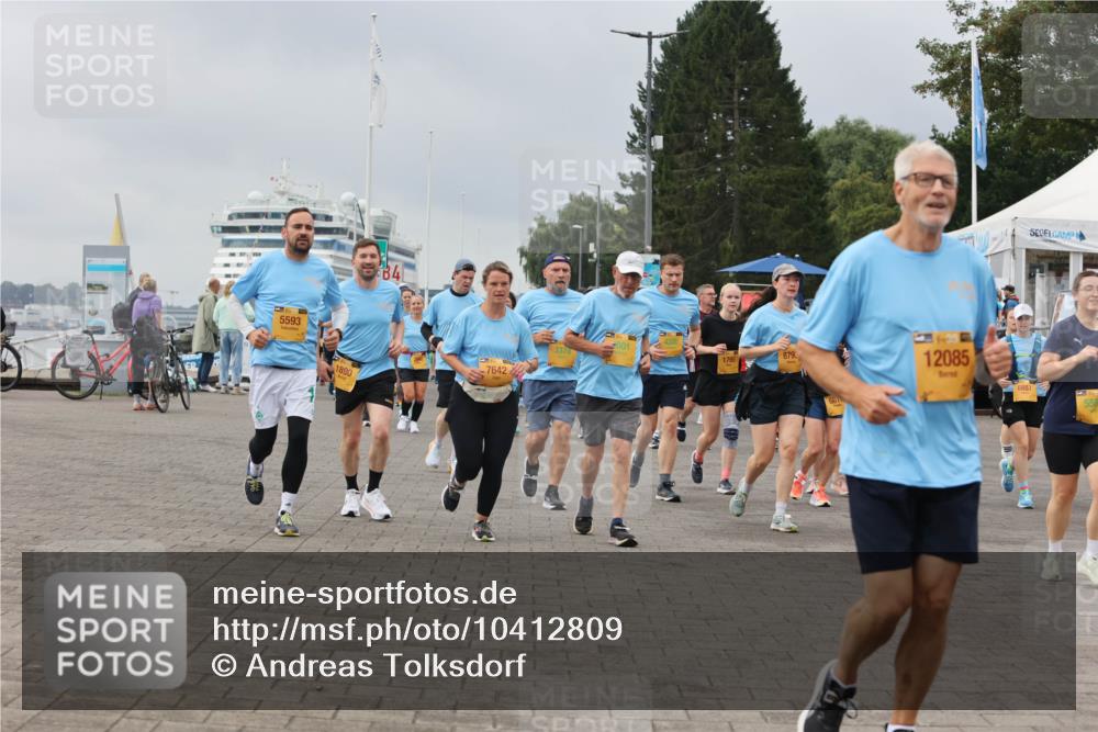 13.09.2026 - Kiel Lauf Andreas Tolksdorf http://msf.ph/oto/10412809 13.09.2026 10:03:20 Kiellinie 5593, 4, 1890, 7642, 3378, 1795, 8793, 60, 12085, 6887 meine-sportfotos.de