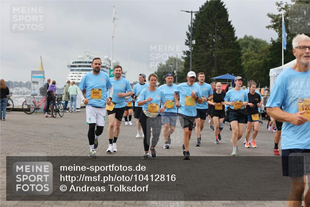 13.09.2026 - Kiel Lauf Andreas Tolksdorf http://msf.ph/oto/10412816 13.09.2026 10:03:21 Kiellinie 5593, 5601, 3378, 1795, 7642, 8793, 6619, 120 meine-sportfotos.de