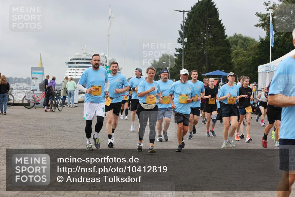 13.09.2026 - Kiel Lauf Andreas Tolksdorf http://msf.ph/oto/10412819 13.09.2026 10:03:21 Kiellinie 5593, 5601, 7642, 3378, 1795, 8793, 6619 meine-sportfotos.de
