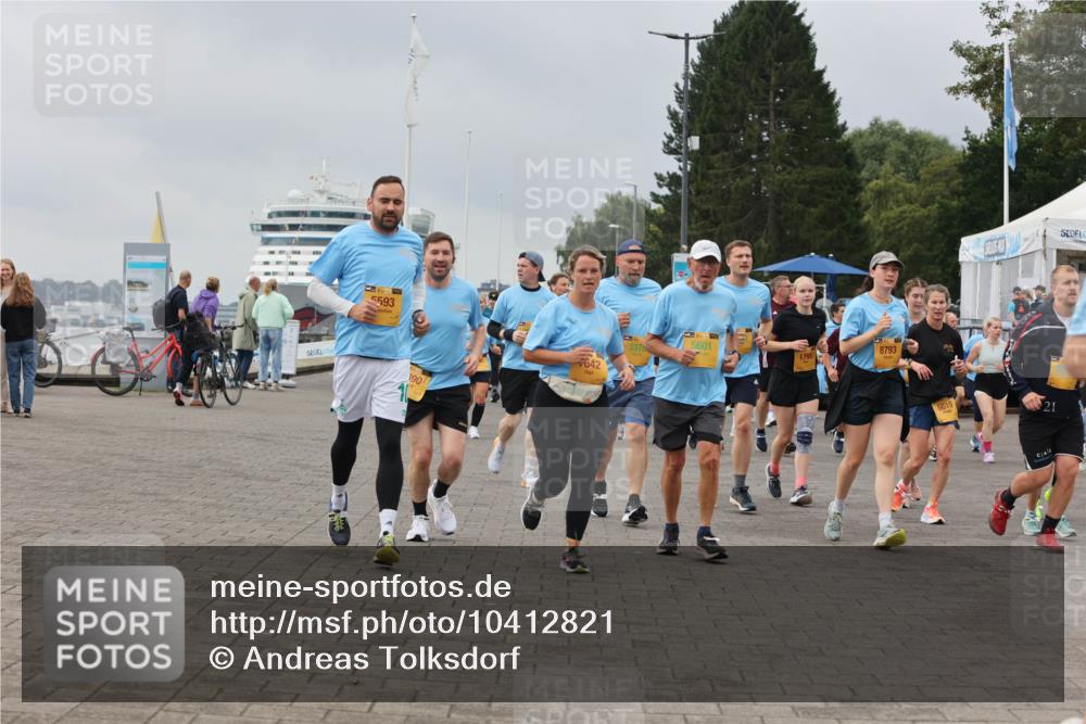 13.09.2026 - Kiel Lauf Andreas Tolksdorf http://msf.ph/oto/10412821 13.09.2026 10:03:21 Kiellinie 35, 5593, 190, 3378, 5601, 8793, 1795, 642, 6619, 21 meine-sportfotos.de