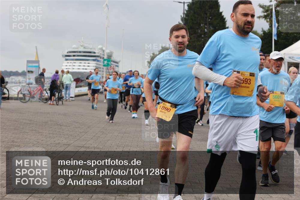 13.09.2026 - Kiel Lauf Andreas Tolksdorf http://msf.ph/oto/10412861 13.09.2026 10:03:23 Kiellinie 1890, 593, 38, 5601 meine-sportfotos.de