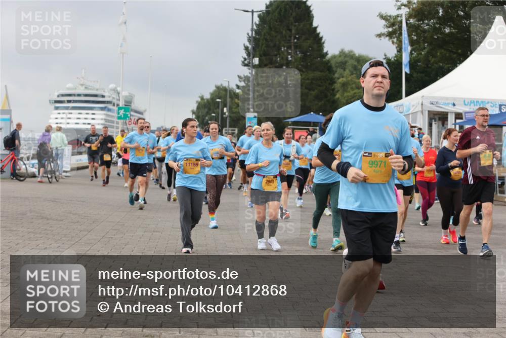 13.09.2026 - Kiel Lauf Andreas Tolksdorf http://msf.ph/oto/10412868 13.09.2026 10:03:26 Kiellinie 84, 11156, 2940, 38, 9971, 4648 meine-sportfotos.de