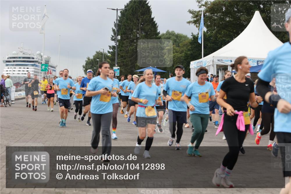 13.09.2026 - Kiel Lauf Andreas Tolksdorf http://msf.ph/oto/10412898 13.09.2026 10:03:27 Kiellinie 4, 1779, 6761, 955 meine-sportfotos.de