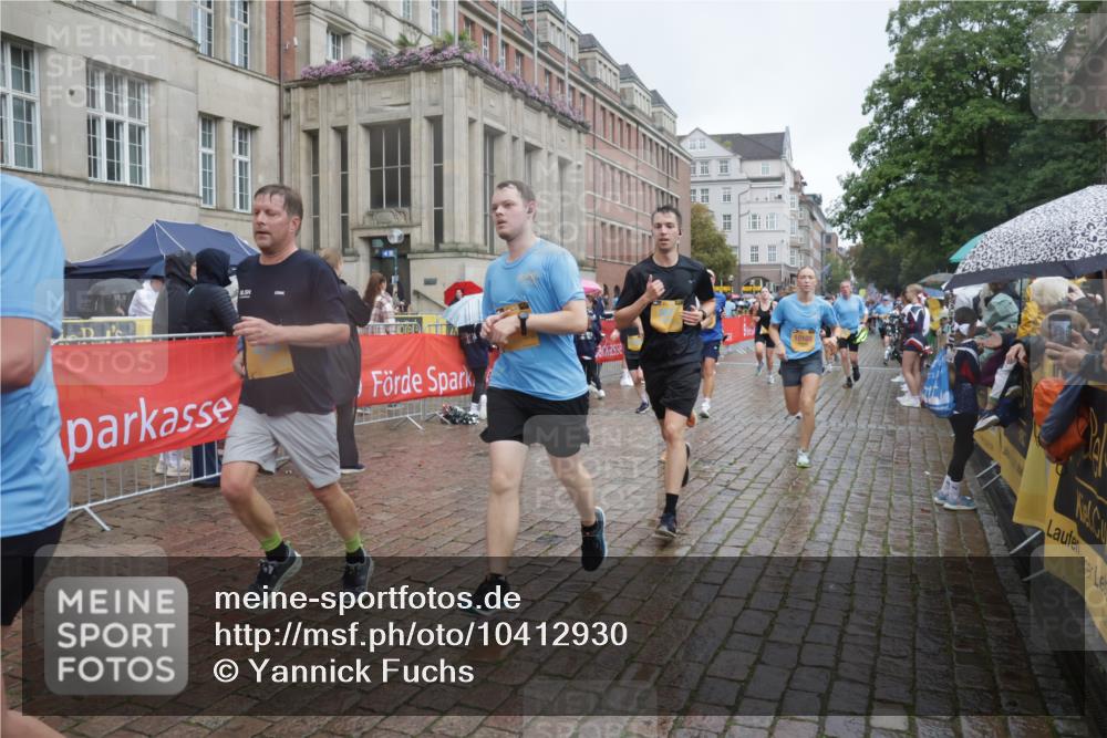 13.09.2026 - Kiel Lauf Yannick Fuchs http://msf.ph/oto/10412930 13.09.2026 10:44:26 Ziel 501, 1275, 1335, 1377, 1379, 1439, 2289, 2545, 2826, 3009, 3469, 3980, 5183, 5294, 5599, 5697, 5699, 5740, 5778, 5859, 6229, 6611, 6959, 7250, 7291, 7468, 7504, 7677, 7763, 8536, 8701, 9286, 9401, 9596, 10205, 11165, 11347, 11352, 11538, 11716, 11851, 11938, 11940, 12425, 12589, 12839, 12842, 56, 202, 305, 318, 702, 939, 1118, 1215, 1242, 1379, 1839, 1956, 1977, 2316, 2729, 2861, 2873, 3186, 3308, 3573, 3806, 3918, 4422, 4728, 4746, 5859, 6059, 7534, 688 meine-sportfotos.de