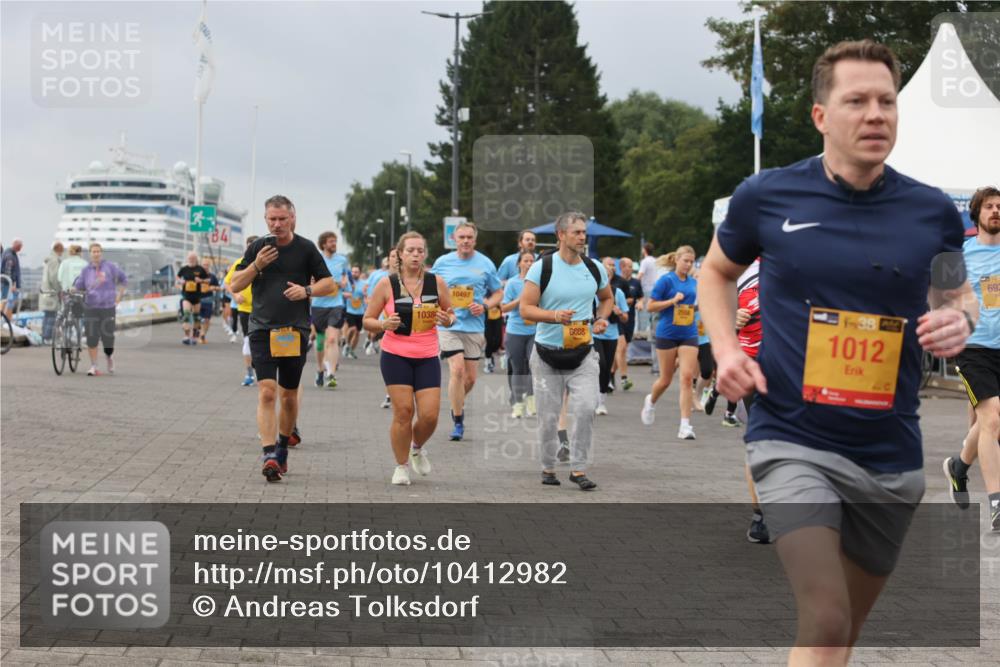 13.09.2026 - Kiel Lauf Andreas Tolksdorf http://msf.ph/oto/10412982 13.09.2026 10:03:34 Kiellinie 1038, 10497, 6668, 38, 1012, 693 meine-sportfotos.de