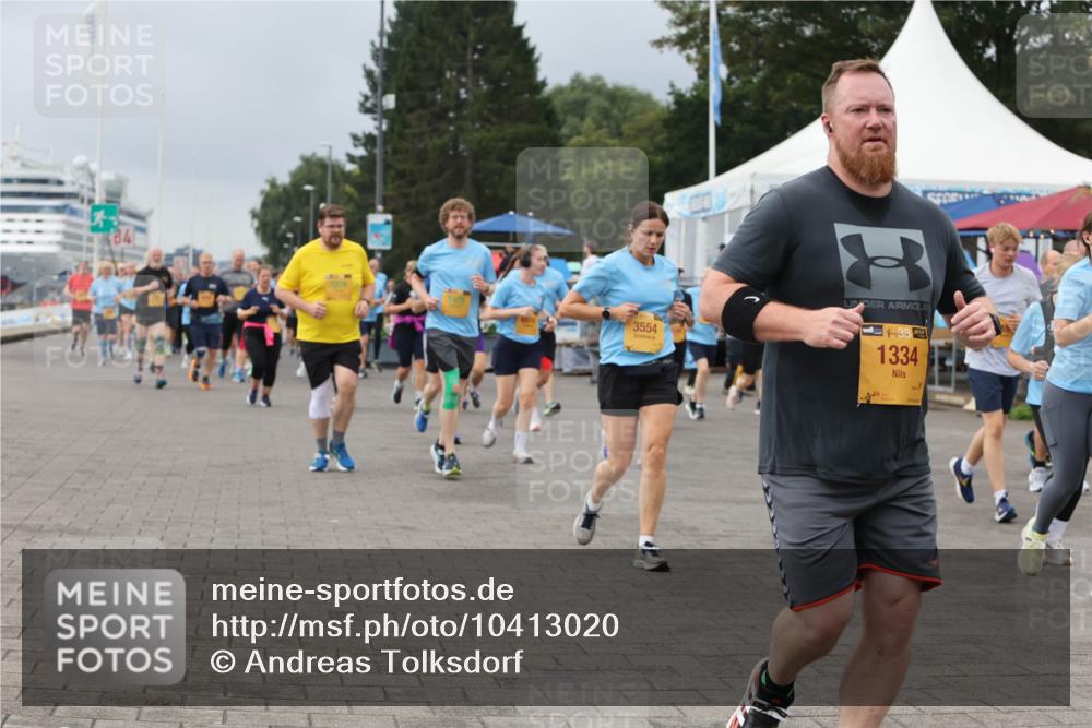 13.09.2026 - Kiel Lauf Andreas Tolksdorf http://msf.ph/oto/10413020 13.09.2026 10:03:38 Kiellinie 3554, 38, 1334 meine-sportfotos.de