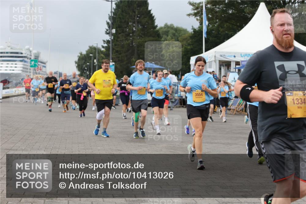 13.09.2026 - Kiel Lauf Andreas Tolksdorf http://msf.ph/oto/10413026 13.09.2026 10:03:39 Kiellinie 84, 6974, 3554, 39, 1334 meine-sportfotos.de