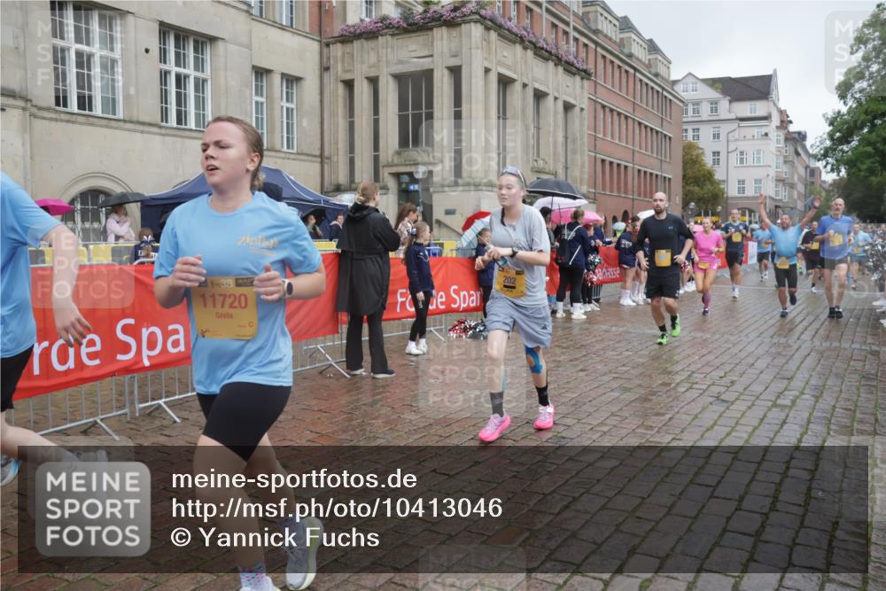 13.09.2026 - Kiel Lauf Yannick Fuchs http://msf.ph/oto/10413046 13.09.2026 10:44:34 Ziel 501, 1335, 2659, 2837, 2920, 3009, 3980, 4243, 4432, 5294, 5420, 5567, 5599, 5699, 6194, 6637, 6711, 6959, 7468, 7677, 7701, 7763, 8536, 8701, 9596, 11165, 11347, 11427, 11716, 11851, 11938, 12425, 12589, 12842, 202, 318, 702, 939, 1118, 1242, 1275, 1335, 1377, 1379, 1439, 1839, 1956, 2289, 2545, 2729, 2826, 2873, 3009, 3186, 3469, 3573, 3806, 3918, 4422, 5183, 5697, 5740, 5778, 5859, 6059, 6229, 6611, 6959, 7250, 7291, 7504, 7534, 688, 1323, 2952, 3591 meine-sportfotos.de