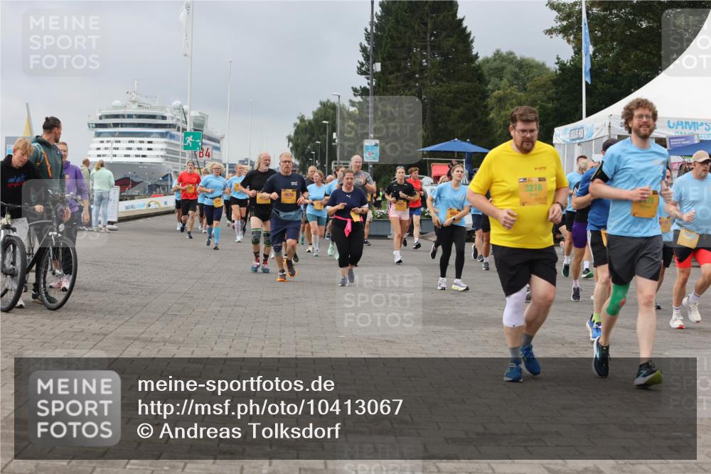 13.09.2026 - Kiel Lauf Andreas Tolksdorf http://msf.ph/oto/10413067 13.09.2026 10:03:42 Kiellinie 8639, 3278, 9711 meine-sportfotos.de