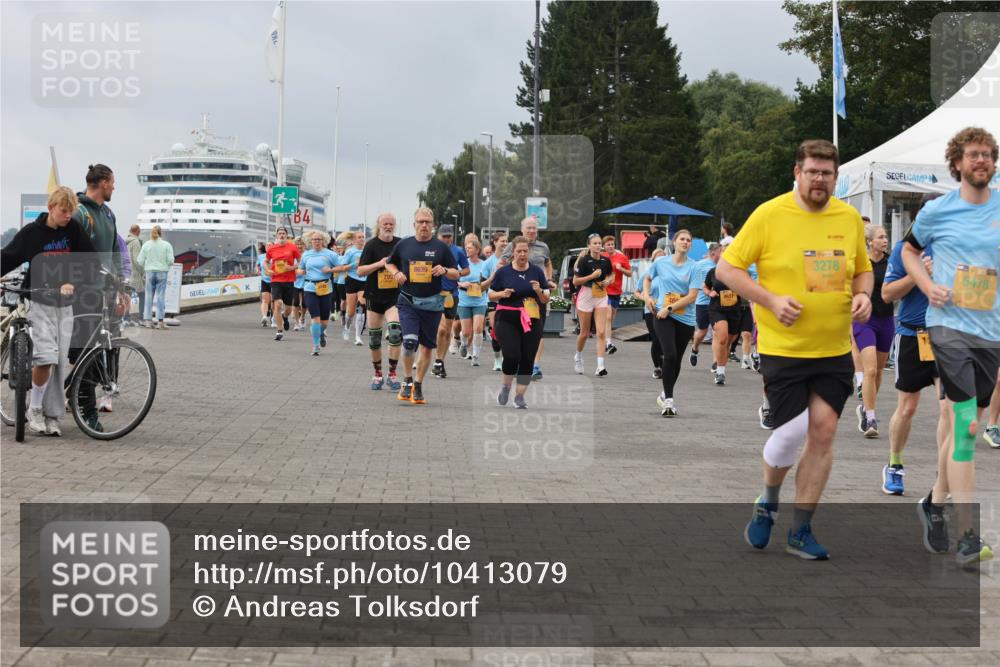13.09.2026 - Kiel Lauf Andreas Tolksdorf http://msf.ph/oto/10413079 13.09.2026 10:03:42 Kiellinie 799, 8639, 3278, 5478 meine-sportfotos.de