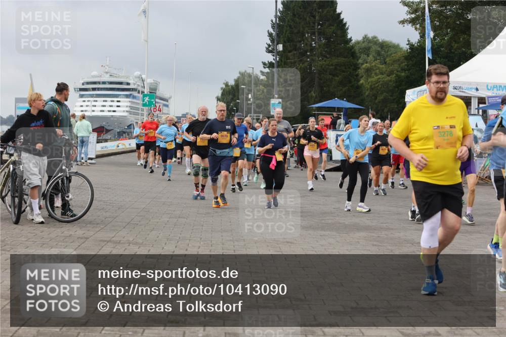 13.09.2026 - Kiel Lauf Andreas Tolksdorf http://msf.ph/oto/10413090 13.09.2026 10:03:42 Kiellinie 8639, 3278 meine-sportfotos.de