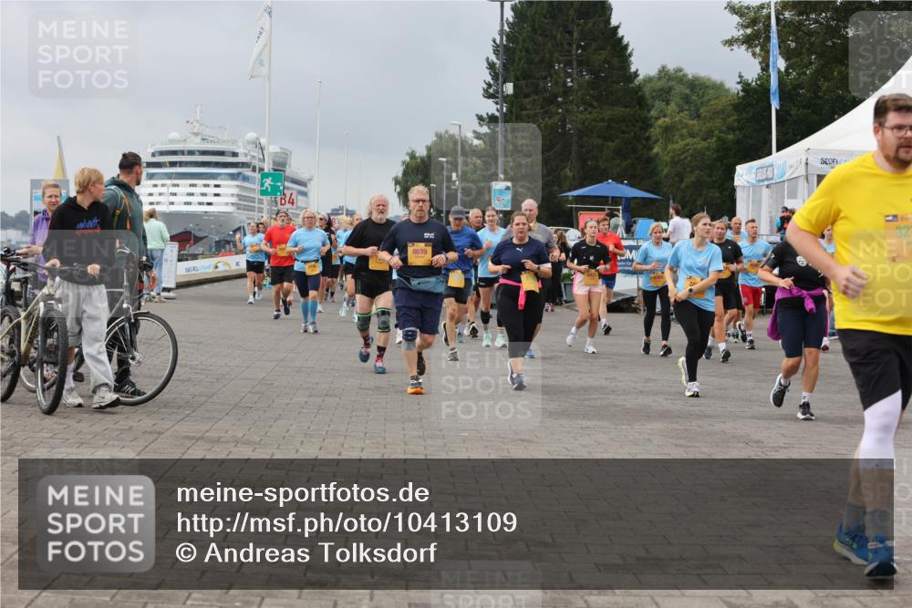 13.09.2026 - Kiel Lauf Andreas Tolksdorf http://msf.ph/oto/10413109 13.09.2026 10:03:43 Kiellinie 13, 4, 9745, 8639 meine-sportfotos.de
