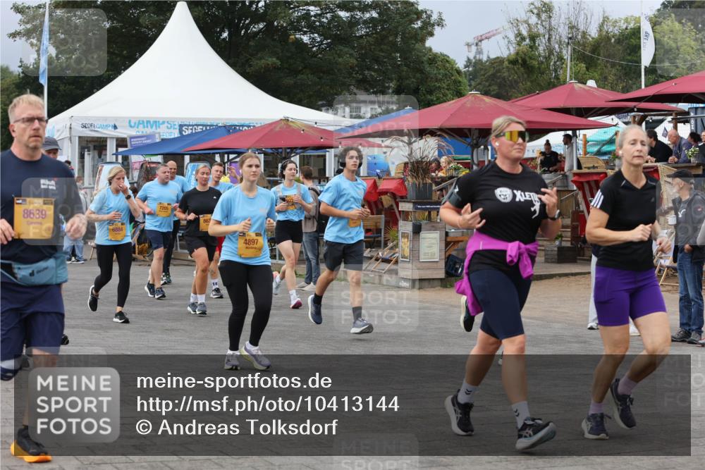 13.09.2026 - Kiel Lauf Andreas Tolksdorf http://msf.ph/oto/10413144 13.09.2026 10:03:46 Kiellinie 8639, 6884, 7205, 863, 4897 meine-sportfotos.de