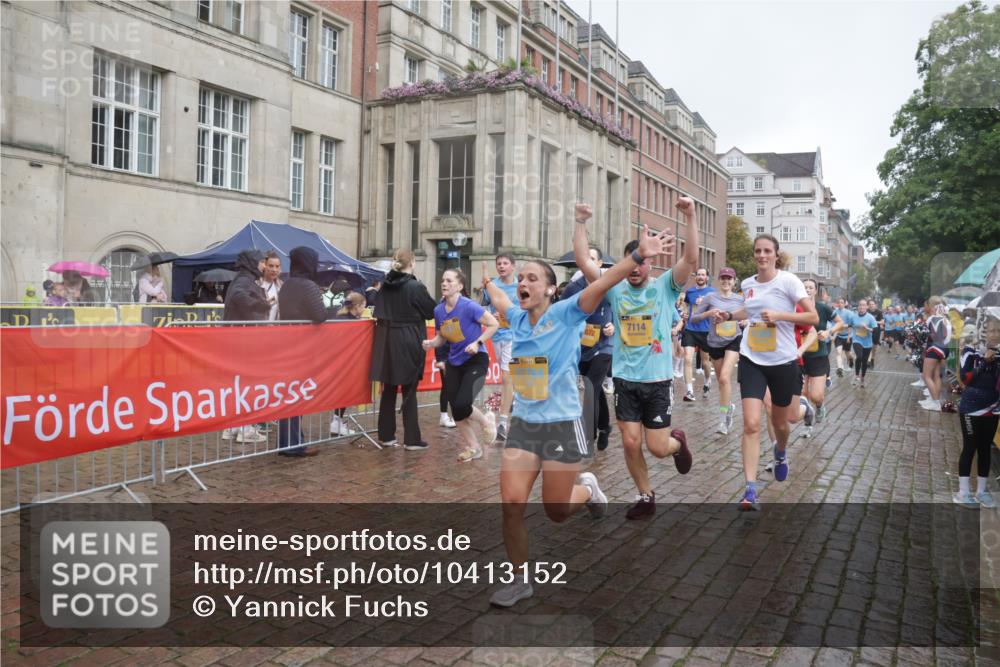 13.09.2026 - Kiel Lauf Yannick Fuchs http://msf.ph/oto/10413152 13.09.2026 10:44:43 Ziel 688, 1357, 1751, 1753, 2189, 2488, 2659, 2920, 3134, 3152, 3282, 4033, 4432, 4532, 4829, 5420, 5567, 6194, 6580, 6637, 7122, 7279, 7701, 7910, 8445, 8669, 10082, 11427, 11714, 12105, 12569, 12620, 501, 702, 1275, 1335, 1377, 1379, 1439, 1839, 2289, 2545, 2659, 2729, 2826, 2837, 2873, 2920, 3009, 3186, 3469, 3918, 3980, 4243, 5183, 5294, 5599, 5697, 5699, 5740, 5778, 5859, 6059, 6229, 6611, 6711, 6959, 7250, 7291, 7468, 7504, 7534, 7677, 1323, 2952, 3591 meine-sportfotos.de