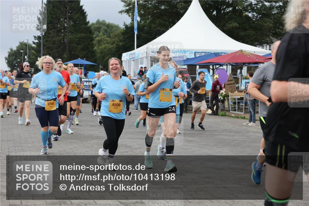 13.09.2026 - Kiel Lauf Andreas Tolksdorf http://msf.ph/oto/10413198 13.09.2026 10:03:49 Kiellinie 9745, 605, 200, 35, 4509, 39, 1562, 24 meine-sportfotos.de