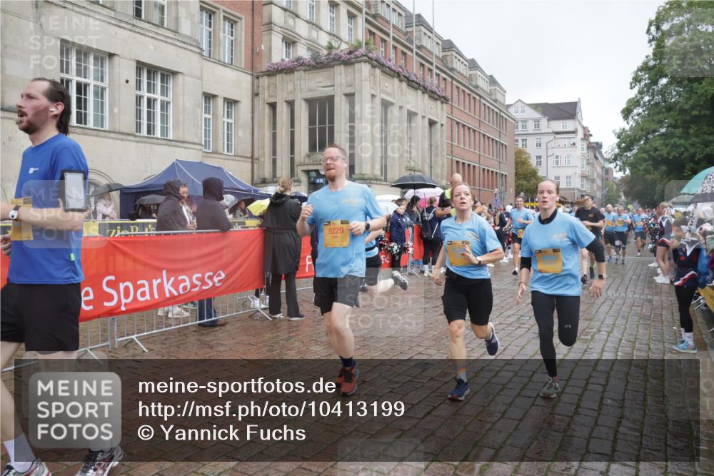 13.09.2026 - Kiel Lauf Yannick Fuchs http://msf.ph/oto/10413199 13.09.2026 10:44:46 Ziel 688, 1323, 1357, 1751, 1753, 2189, 2488, 2952, 3134, 3152, 3282, 3591, 4033, 4432, 4532, 4829, 5420, 5567, 6194, 6580, 6637, 6731, 7122, 7279, 7701, 7910, 8445, 8669, 9326, 10082, 11427, 11714, 11731, 12105, 12543, 12569, 12620, 501, 702, 1275, 1335, 1377, 1379, 1439, 1839, 2289, 2545, 2659, 2729, 2826, 2837, 2920, 3009, 3186, 3469, 3918, 3980, 4243, 4432, 5183, 5294, 5599, 5697, 5699, 5740, 5778, 5859, 6059, 6194, 6229, 6611, 6711, 6959, 7250, 7291, 7468, 7504, 7534, 7677 meine-sportfotos.de