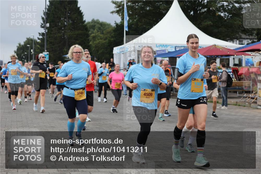 13.09.2026 - Kiel Lauf Andreas Tolksdorf http://msf.ph/oto/10413211 13.09.2026 10:03:50 Kiellinie 11502, 9745, 38, 1562, 38, 4509, 24 meine-sportfotos.de