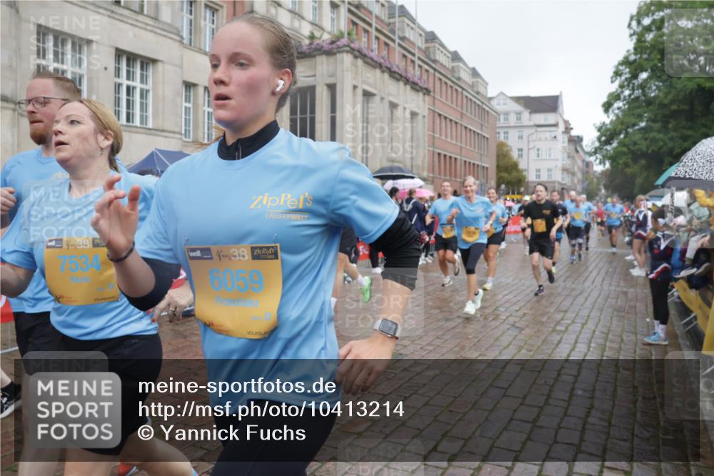 13.09.2026 - Kiel Lauf Yannick Fuchs http://msf.ph/oto/10413214 13.09.2026 10:44:47 Ziel 688, 1323, 1357, 1751, 1753, 2189, 2488, 2952, 3134, 3152, 3282, 3591, 4033, 4532, 4829, 5420, 5567, 6580, 6637, 6731, 7122, 7279, 7701, 7910, 8445, 8669, 9326, 10082, 11427, 11714, 11731, 12105, 12240, 12543, 12569, 12620, 501, 702, 1275, 1335, 1377, 1379, 1439, 1839, 2289, 2545, 2659, 2826, 2837, 2920, 3009, 3186, 3469, 3980, 4243, 4432, 5183, 5294, 5599, 5697, 5699, 5740, 5778, 5859, 6059, 6194, 6229, 6611, 6637, 6711, 6959, 7250, 7291, 7468, 7504, 7534, 7677 meine-sportfotos.de