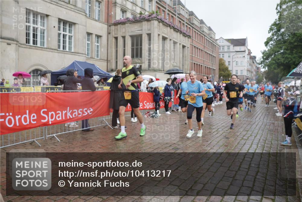 13.09.2026 - Kiel Lauf Yannick Fuchs http://msf.ph/oto/10413217 13.09.2026 10:44:47 Ziel 688, 1323, 1357, 1751, 1753, 2189, 2488, 2952, 3134, 3152, 3282, 3591, 4033, 4532, 4829, 5420, 5567, 6580, 6637, 6731, 7122, 7279, 7701, 7910, 8445, 8669, 9326, 10082, 11427, 11714, 11731, 12105, 12240, 12543, 12569, 12620, 501, 702, 1275, 1335, 1377, 1379, 1439, 1839, 2289, 2545, 2659, 2826, 2837, 2920, 3009, 3186, 3469, 3980, 4243, 4432, 5183, 5294, 5599, 5697, 5699, 5740, 5778, 5859, 6059, 6194, 6229, 6611, 6637, 6711, 6959, 7250, 7291, 7468, 7504, 7534, 7677 meine-sportfotos.de
