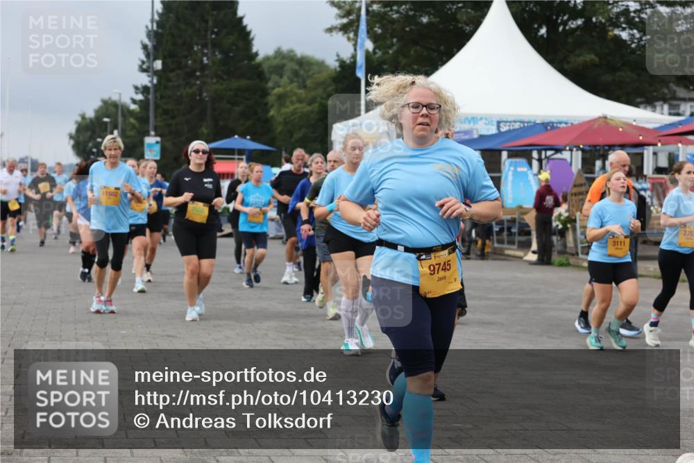 13.09.2026 - Kiel Lauf Andreas Tolksdorf http://msf.ph/oto/10413230 13.09.2026 10:03:51 Kiellinie 11502, 4, 38, 9745, 3111, 2757 meine-sportfotos.de