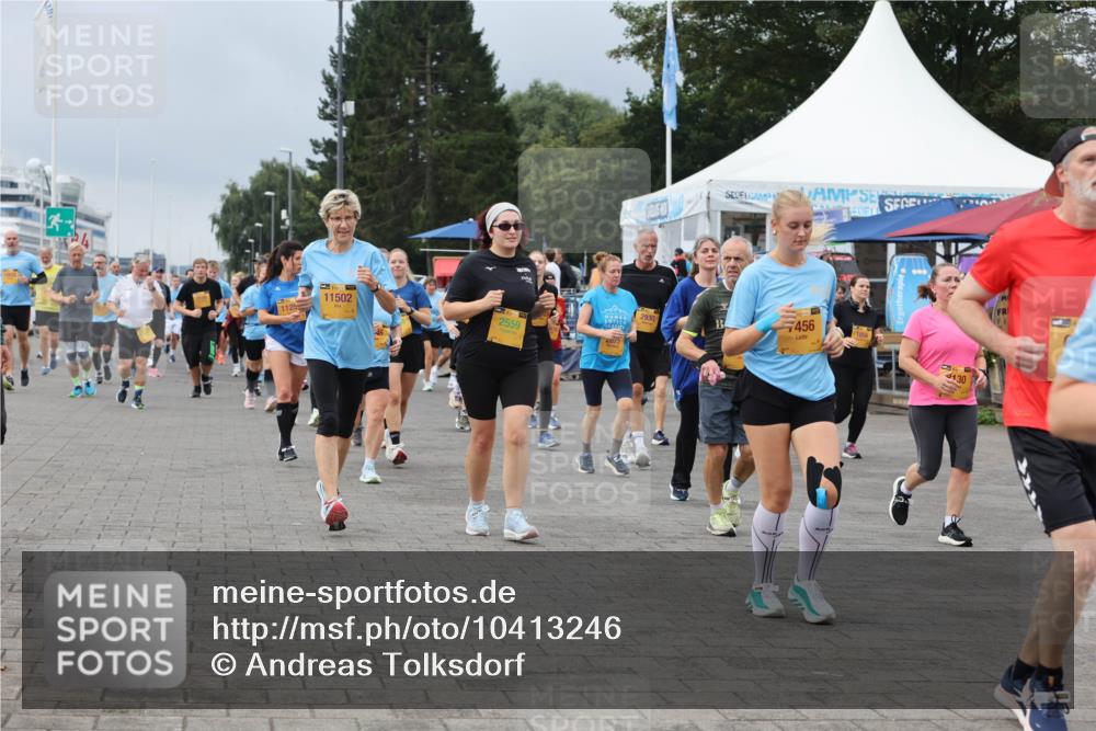 13.09.2026 - Kiel Lauf Andreas Tolksdorf http://msf.ph/oto/10413246 13.09.2026 10:03:52 Kiellinie 11502, 2930, 7456, 1125, 2559, 2559, 2075, 130 meine-sportfotos.de