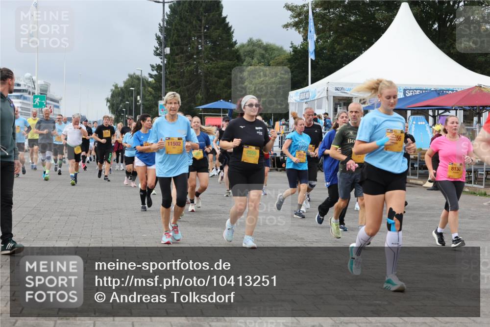 13.09.2026 - Kiel Lauf Andreas Tolksdorf http://msf.ph/oto/10413251 13.09.2026 10:03:52 Kiellinie 11502, 110, 2559, 2075, 156, 8130 meine-sportfotos.de