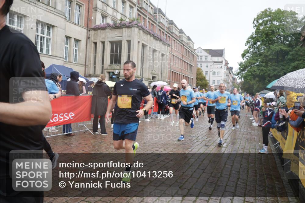 13.09.2026 - Kiel Lauf Yannick Fuchs http://msf.ph/oto/10413256 13.09.2026 10:44:50 Ziel 427, 451, 688, 1323, 1357, 1751, 1753, 2189, 2488, 2952, 3134, 3152, 3282, 3591, 4033, 4532, 4829, 6580, 6731, 7122, 7279, 7327, 7910, 8445, 8669, 9326, 10082, 10572, 11714, 11731, 12105, 12240, 12543, 12569, 12620, 501, 688, 702, 1275, 1335, 1377, 1379, 1439, 2289, 2545, 2659, 2826, 2837, 2920, 3009, 3469, 3980, 4033, 4243, 4432, 5183, 5294, 5420, 5567, 5599, 5697, 5699, 5740, 5778, 5859, 6194, 6229, 6580, 6611, 6637, 6711, 6959, 7250, 7291, 7468, 7504, 7677, 7701, 7910 meine-sportfotos.de
