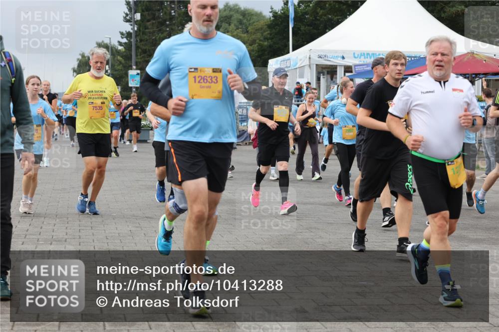 13.09.2026 - Kiel Lauf Andreas Tolksdorf http://msf.ph/oto/10413288 13.09.2026 10:04:00 Kiellinie 8, 38, 7535, 38, 12633, 7997 meine-sportfotos.de
