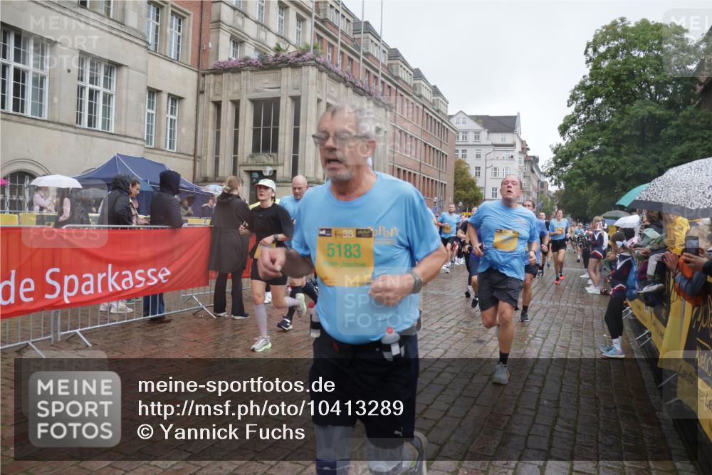 13.09.2026 - Kiel Lauf Yannick Fuchs http://msf.ph/oto/10413289 13.09.2026 10:44:51 Ziel 427, 451, 1323, 1357, 1751, 1753, 2189, 2488, 2952, 3134, 3152, 3282, 3591, 4532, 4829, 6731, 7122, 7279, 7327, 8198, 8445, 8669, 9326, 10082, 10572, 11714, 11731, 12105, 12240, 12543, 12620, 501, 688, 1275, 1335, 1377, 1379, 1439, 1751, 2289, 2545, 2659, 2826, 2837, 2920, 3009, 3469, 3980, 4033, 4243, 4432, 4532, 5183, 5294, 5420, 5567, 5599, 5697, 5699, 5740, 5778, 5859, 6194, 6229, 6580, 6611, 6637, 6711, 6959, 7250, 7291, 7468, 7504, 7677, 7701, 7910, 5220 meine-sportfotos.de