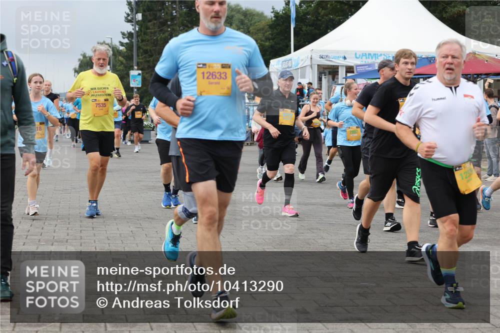 13.09.2026 - Kiel Lauf Andreas Tolksdorf http://msf.ph/oto/10413290 13.09.2026 10:04:00 Kiellinie 18, 7535, 12633, 7997, 123 meine-sportfotos.de