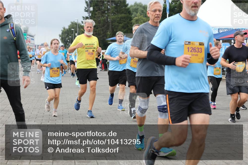 13.09.2026 - Kiel Lauf Andreas Tolksdorf http://msf.ph/oto/10413295 13.09.2026 10:04:01 Kiellinie 7518, 7535, 741, 12633, 7997 meine-sportfotos.de