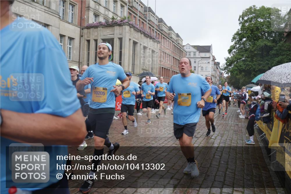 13.09.2026 - Kiel Lauf Yannick Fuchs http://msf.ph/oto/10413302 13.09.2026 10:44:52 Ziel 427, 451, 1181, 1323, 1357, 1753, 2189, 2488, 2952, 3134, 3152, 3282, 3591, 4829, 6731, 7122, 7279, 7327, 8198, 8445, 8669, 9326, 10082, 10388, 10572, 11731, 12105, 12240, 12543, 12620, 501, 688, 1275, 1335, 1377, 1439, 1751, 1753, 2289, 2545, 2659, 2826, 2837, 2920, 3009, 3134, 3282, 3469, 3980, 4033, 4243, 4432, 4532, 5183, 5294, 5420, 5567, 5599, 5697, 5699, 5740, 5778, 6194, 6229, 6580, 6611, 6637, 6711, 6959, 7250, 7291, 7468, 7504, 7677, 7701, 7910, 8445, 10082, 5220 meine-sportfotos.de