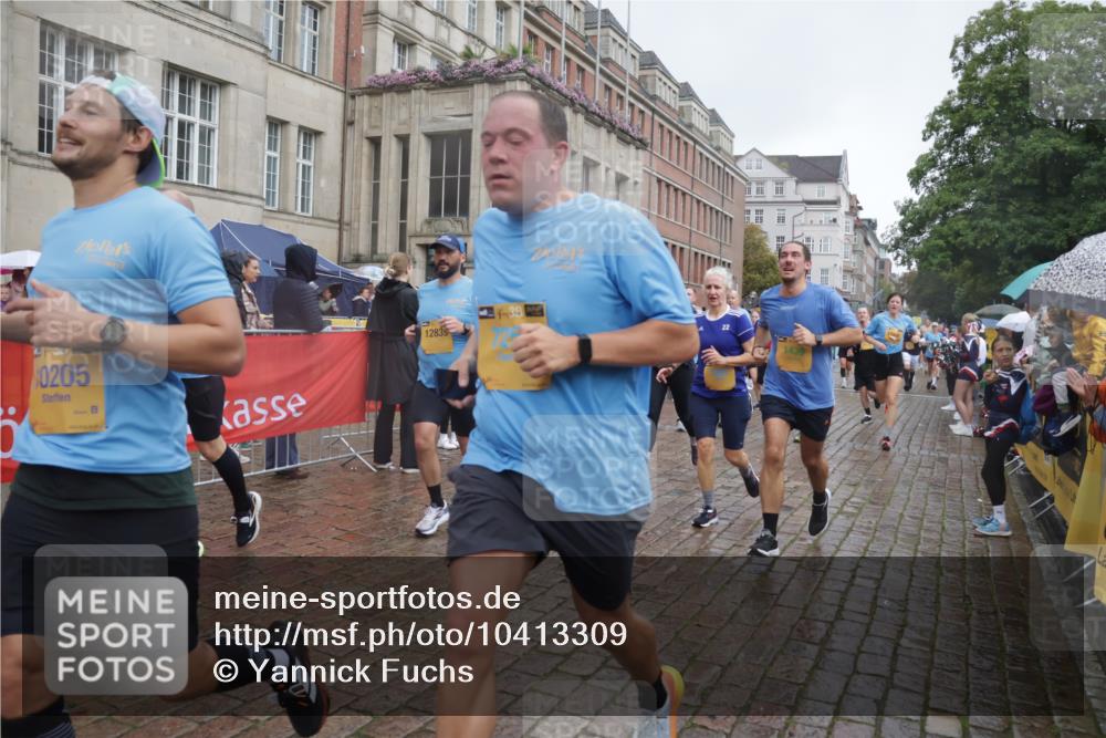 13.09.2026 - Kiel Lauf Yannick Fuchs http://msf.ph/oto/10413309 13.09.2026 10:44:52 Ziel 427, 451, 1181, 1323, 1357, 1753, 2189, 2488, 2952, 3134, 3152, 3282, 3591, 4829, 6731, 7122, 7279, 7327, 8198, 8445, 8669, 9326, 10082, 10388, 10572, 11731, 12105, 12240, 12543, 12620, 501, 688, 1275, 1335, 1377, 1439, 1751, 1753, 2289, 2545, 2659, 2826, 2837, 2920, 3009, 3134, 3282, 3469, 3980, 4033, 4243, 4432, 4532, 5183, 5294, 5420, 5567, 5599, 5697, 5699, 5740, 5778, 6194, 6229, 6580, 6611, 6637, 6711, 6959, 7250, 7291, 7468, 7504, 7677, 7701, 7910, 8445, 10082, 5220 meine-sportfotos.de