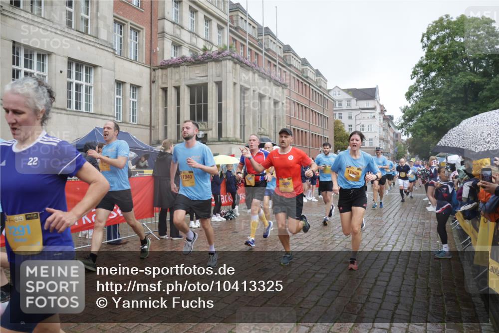 13.09.2026 - Kiel Lauf Yannick Fuchs http://msf.ph/oto/10413325 13.09.2026 10:44:54 Ziel 427, 451, 1181, 1323, 1357, 2189, 2488, 2952, 3152, 3591, 4829, 6731, 7327, 8198, 8669, 8941, 9326, 10388, 10572, 11731, 12240, 12543, 12620, 501, 688, 1275, 1335, 1377, 1751, 1753, 2289, 2488, 2545, 2659, 2837, 2920, 3009, 3134, 3152, 3282, 3469, 3980, 4033, 4243, 4432, 4532, 5294, 5420, 5567, 5599, 5697, 5699, 5778, 6194, 6229, 6580, 6611, 6637, 6711, 6959, 7122, 7279, 7291, 7468, 7504, 7677, 7701, 7910, 8445, 10082, 1482, 4588, 5220, 5361 meine-sportfotos.de