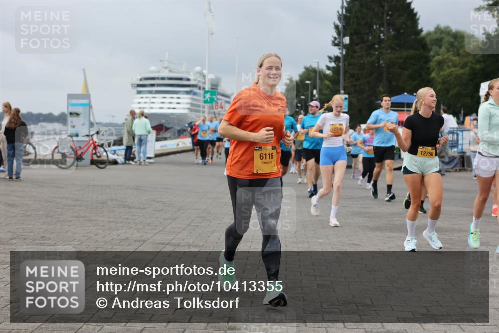 13.09.2026 - Kiel Lauf Andreas Tolksdorf http://msf.ph/oto/10413355 13.09.2026 10:04:04 Kiellinie 38, 6116, 12316, 12756 meine-sportfotos.de