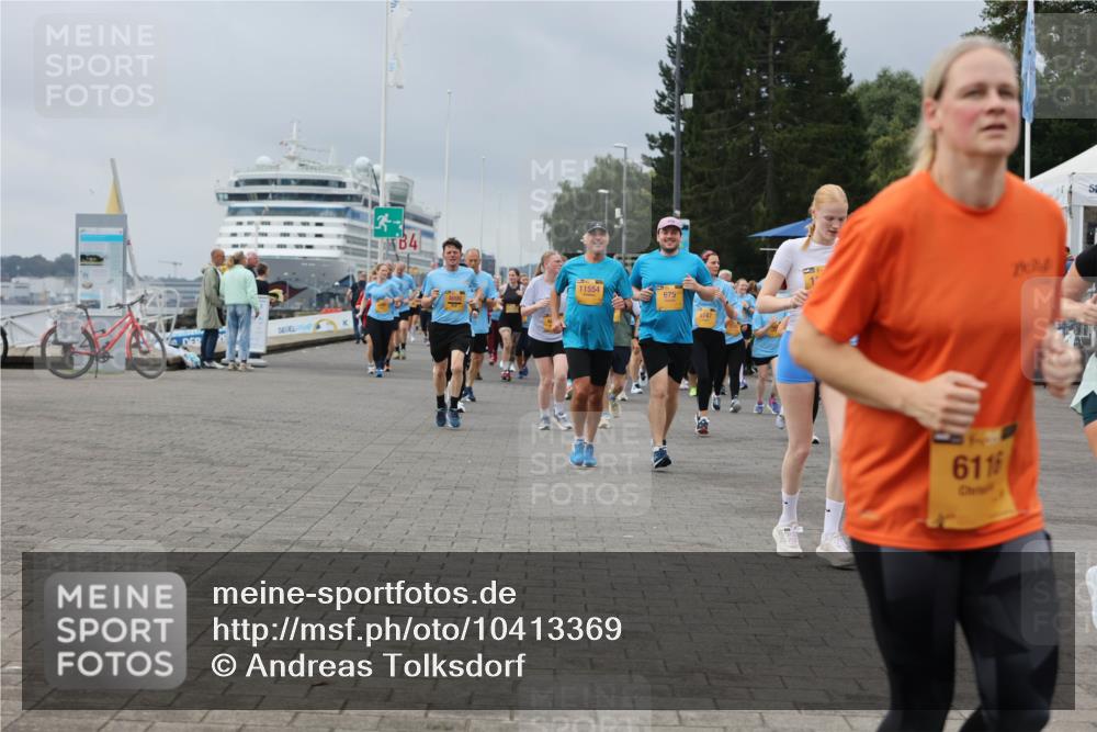 13.09.2026 - Kiel Lauf Andreas Tolksdorf http://msf.ph/oto/10413369 13.09.2026 10:04:05 Kiellinie 4, 11554, 675, 9747, 6116 meine-sportfotos.de