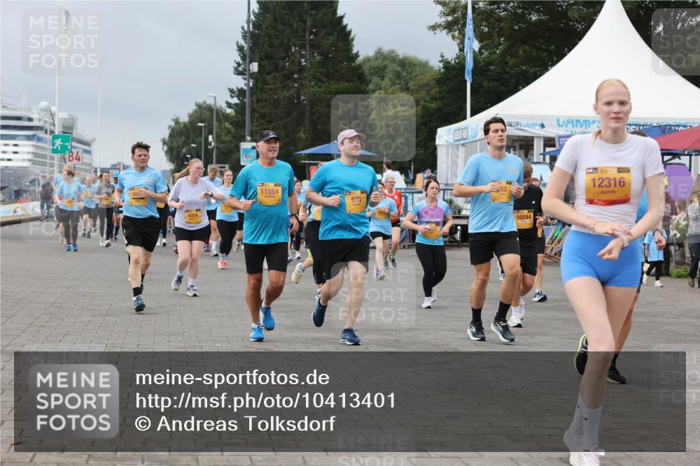 13.09.2026 - Kiel Lauf Andreas Tolksdorf http://msf.ph/oto/10413401 13.09.2026 10:04:07 Kiellinie 84, 465, 4058, 11554, 675, 10244, 12316 meine-sportfotos.de