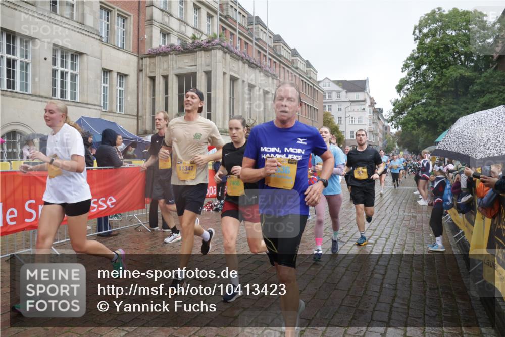 13.09.2026 - Kiel Lauf Yannick Fuchs http://msf.ph/oto/10413423 13.09.2026 10:45:01 Ziel 427, 451, 1181, 1323, 1606, 2410, 2952, 3591, 3753, 3872, 4044, 4681, 6298, 7327, 7765, 8198, 8941, 9702, 9703, 9917, 10388, 10526, 10572, 10986, 11473, 12240, 12543, 12670, 501, 688, 1323, 1357, 1751, 1753, 2189, 2488, 2659, 2837, 2920, 2952, 3134, 3152, 3282, 3591, 3980, 4033, 4243, 4432, 4532, 4829, 5420, 5567, 5699, 6194, 6580, 6637, 6711, 6731, 7122, 7279, 7468, 7677, 7701, 7910, 8445, 8669, 9326, 10082, 1482, 1590, 2391, 3285, 3796, 4588, 5220, 5361 meine-sportfotos.de