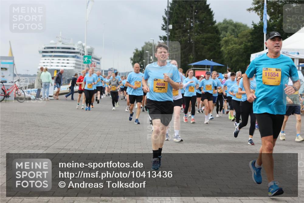 13.09.2026 - Kiel Lauf Andreas Tolksdorf http://msf.ph/oto/10413436 13.09.2026 10:04:09 Kiellinie 84, 38, 4699, 058, 38, 11554 meine-sportfotos.de