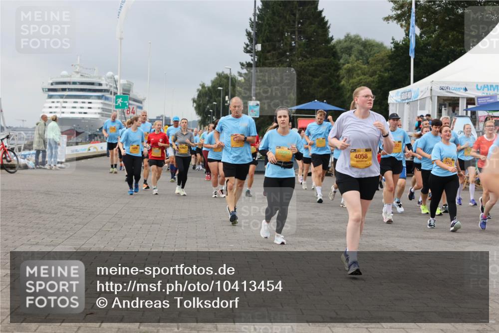 13.09.2026 - Kiel Lauf Andreas Tolksdorf http://msf.ph/oto/10413454 13.09.2026 10:04:11 Kiellinie 13, 4, 12821, 10567, 11, 39, 46, 4058, 552, 414, 3245 meine-sportfotos.de