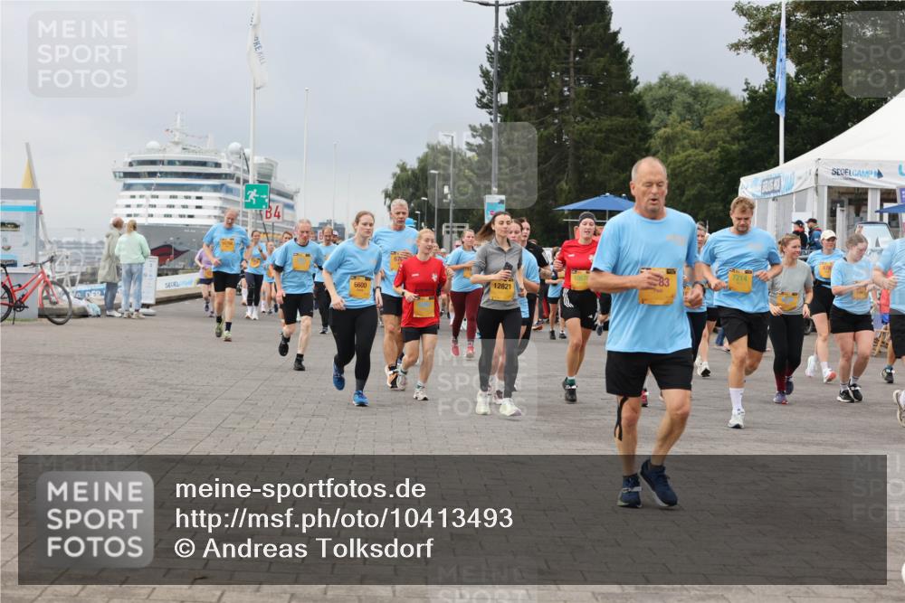 13.09.2026 - Kiel Lauf Andreas Tolksdorf http://msf.ph/oto/10413493 13.09.2026 10:04:14 Kiellinie 3, 6600, 676, 12821, 10679 meine-sportfotos.de