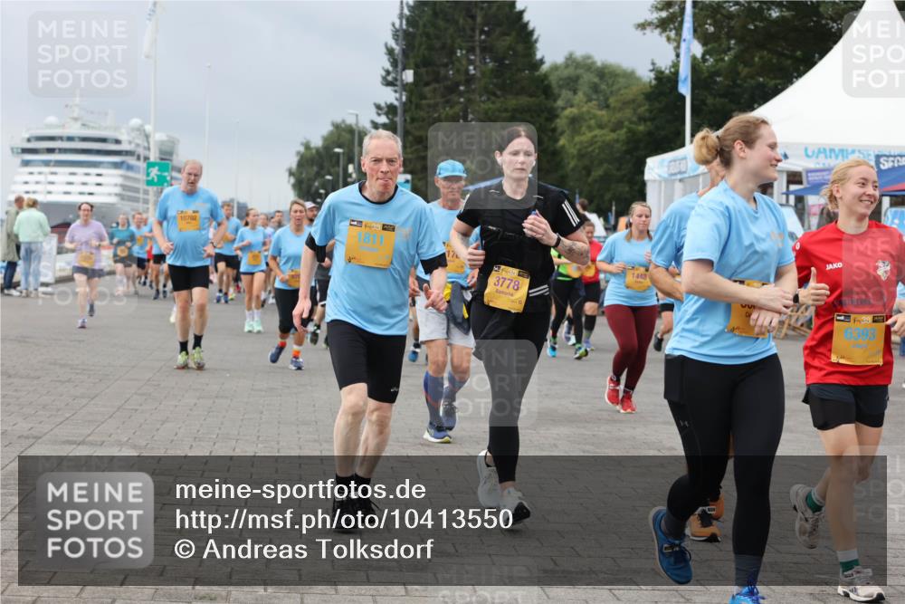 13.09.2026 - Kiel Lauf Andreas Tolksdorf http://msf.ph/oto/10413550 13.09.2026 10:04:18 Kiellinie 10702, 38, 1811, 39, 3778, 1448, 6393 meine-sportfotos.de