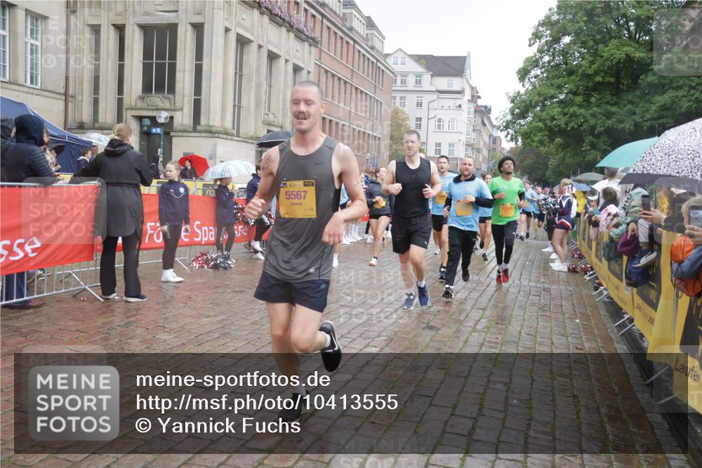 13.09.2026 - Kiel Lauf Yannick Fuchs http://msf.ph/oto/10413555 13.09.2026 10:45:12 Ziel 478, 979, 1482, 1590, 1606, 1703, 1878, 2391, 2410, 3285, 3753, 3796, 3872, 4044, 4588, 4681, 5220, 5296, 5361, 5600, 5763, 5764, 7631, 7765, 8457, 8744, 9378, 9702, 9703, 9956, 10183, 10526, 10666, 10915, 10986, 11473, 12670, 427, 451, 688, 1181, 1323, 1357, 1606, 1751, 1753, 2189, 2488, 2952, 3134, 3152, 3282, 3591, 3753, 4033, 4532, 4829, 5420, 5567, 6298, 6580, 6637, 6731, 7122, 7279, 7327, 7701, 7765, 7910, 8198, 8445, 8669, 8941, 9326, 9917, 10082, 10388, 10572, 461 meine-sportfotos.de