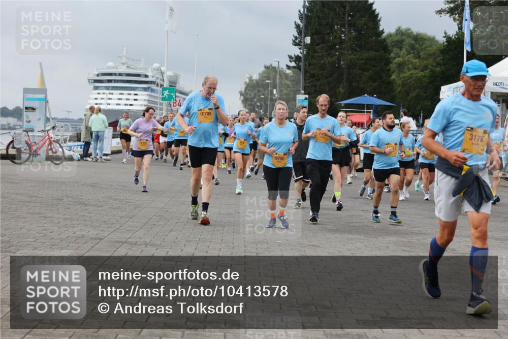 13.09.2026 - Kiel Lauf Andreas Tolksdorf http://msf.ph/oto/10413578 13.09.2026 10:04:20 Kiellinie 34, 10702, 9700, 747, 39, 3176 meine-sportfotos.de