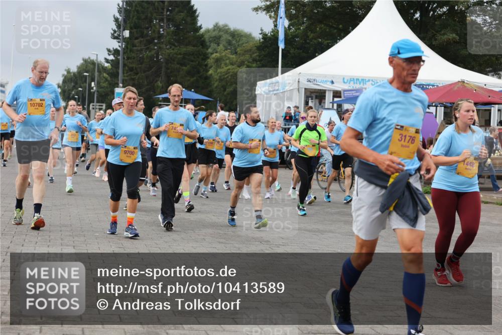 13.09.2026 - Kiel Lauf Andreas Tolksdorf http://msf.ph/oto/10413589 13.09.2026 10:04:21 Kiellinie 10702, 313, 9700, 74, 3176, 1448 meine-sportfotos.de
