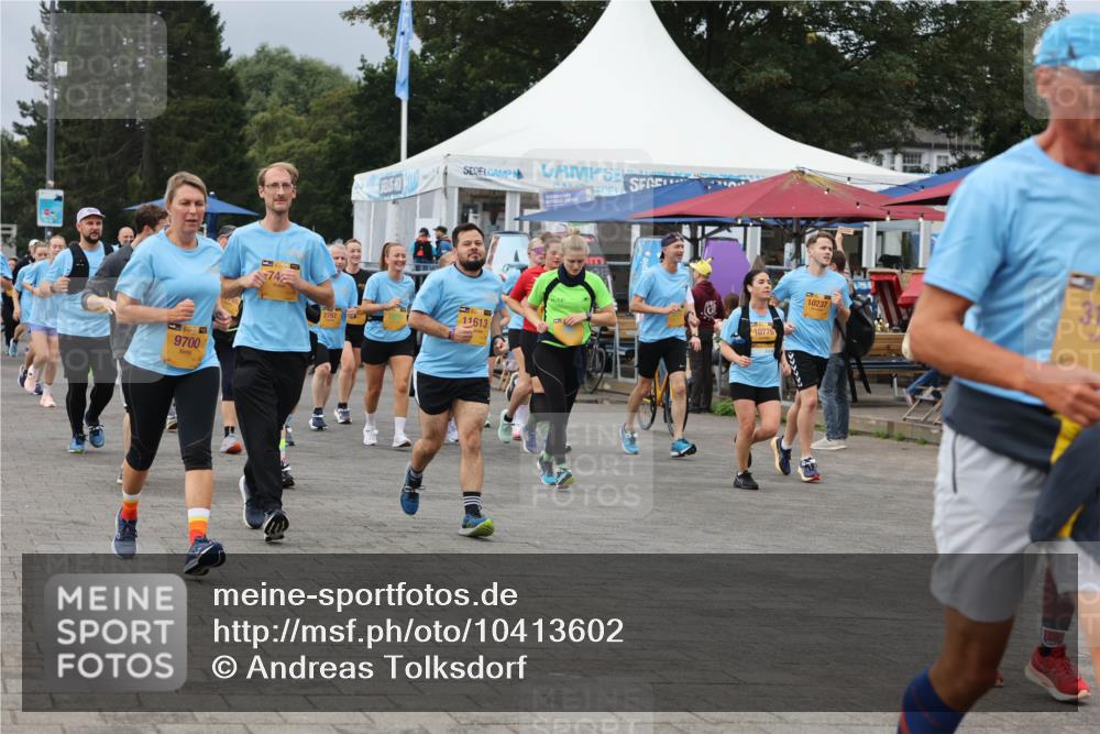 13.09.2026 - Kiel Lauf Andreas Tolksdorf http://msf.ph/oto/10413602 13.09.2026 10:04:22 Kiellinie 9700, 1, 38, 74, 2782, 02, 11613, 10776, 10237, 31, 73 meine-sportfotos.de