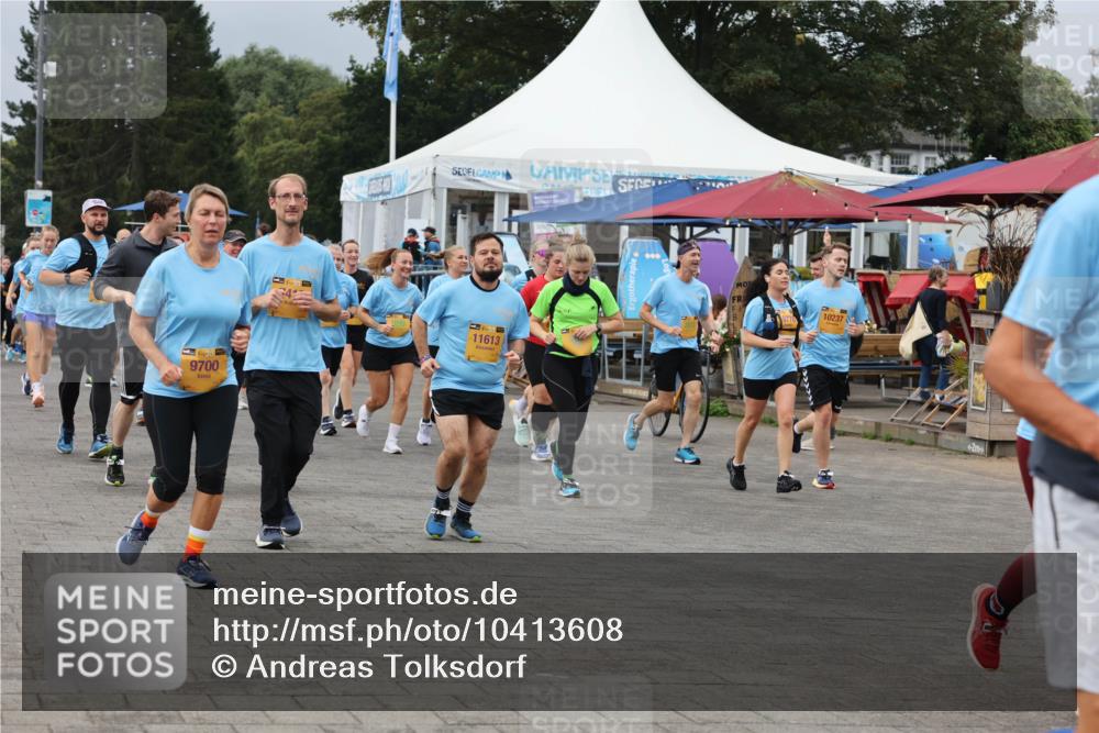 13.09.2026 - Kiel Lauf Andreas Tolksdorf http://msf.ph/oto/10413608 13.09.2026 10:04:22 Kiellinie 9700, 11613, 10237 meine-sportfotos.de