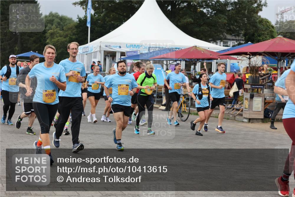 13.09.2026 - Kiel Lauf Andreas Tolksdorf http://msf.ph/oto/10413615 13.09.2026 10:04:22 Kiellinie 4261, 9700, 12, 515, 11613, 6, 1023 meine-sportfotos.de