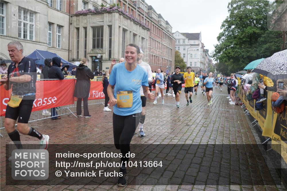 13.09.2026 - Kiel Lauf Yannick Fuchs http://msf.ph/oto/10413664 13.09.2026 10:45:23 Ziel 461, 1012, 1267, 1482, 1575, 1590, 1969, 2391, 2836, 3075, 3263, 3264, 3285, 3628, 3796, 4168, 4536, 4588, 4726, 5361, 5365, 5600, 5957, 6799, 7620, 7766, 7795, 8457, 8788, 9378, 9845, 9867, 9956, 10183, 10441, 10948, 11541, 11951, 12044, 12355, 427, 451, 478, 979, 1181, 1323, 1482, 1606, 1703, 1878, 2410, 2952, 3591, 3753, 3872, 4044, 4681, 4829, 5220, 5296, 5600, 5763, 5764, 6298, 6731, 7327, 7765, 8198, 8941, 9326, 9702, 9917, 10388, 10572, 360, 1015, 1682 meine-sportfotos.de