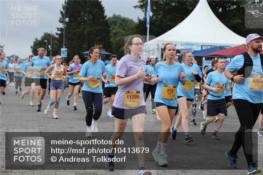 13.09.2026 - Kiel Lauf Andreas Tolksdorf http://msf.ph/oto/10413679 13.09.2026 10:04:26 Kiellinie 4525, 10750, 3833, 8307, 7899, 38, 11220, 38, 313, 566, 3, 2838, 38, 4261 meine-sportfotos.de